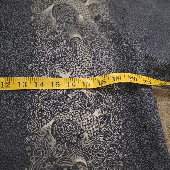Tori Richard Shirt Medium Blue Koi Fish Tropical Hawaiian USA - Picture 3 of 10
